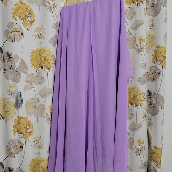 Formal long dress purple dress flowy size 8 - Picture 9 of 11
